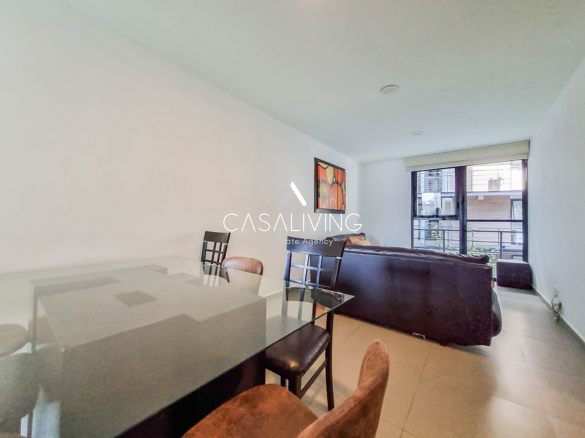 2 of 21: Sala comedor