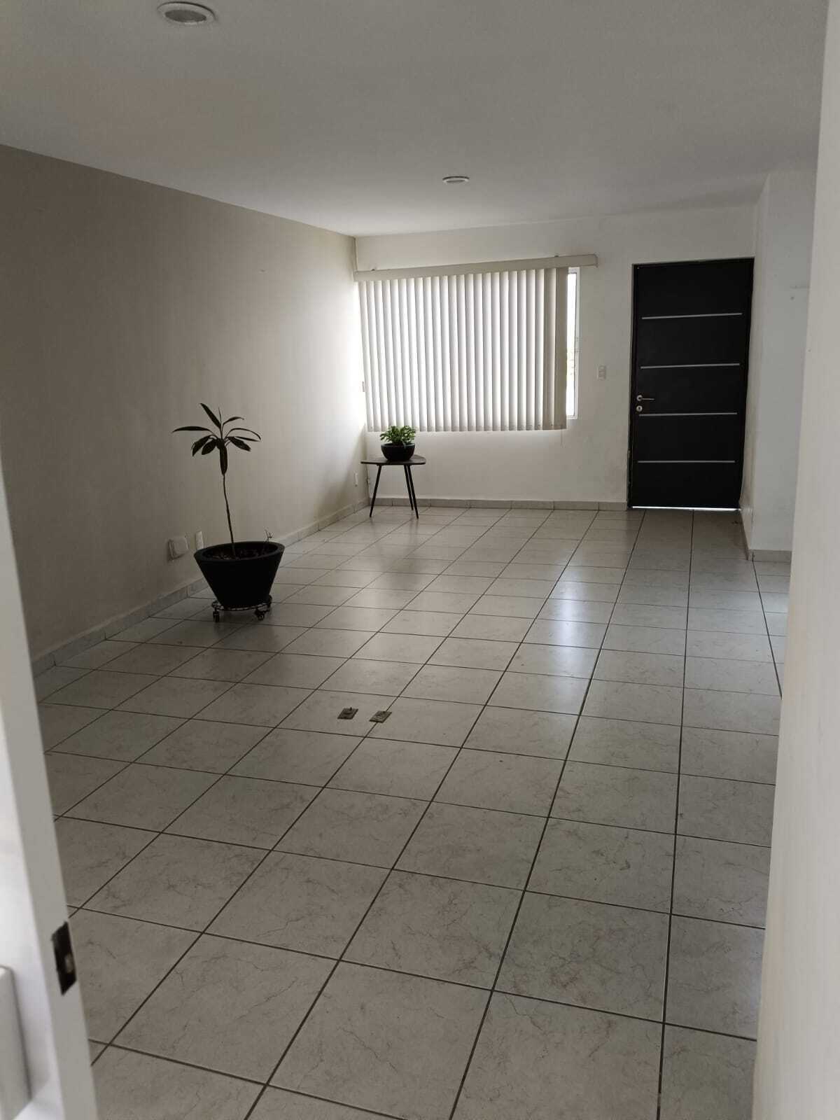 7 of 21: SALA / COMEDOR