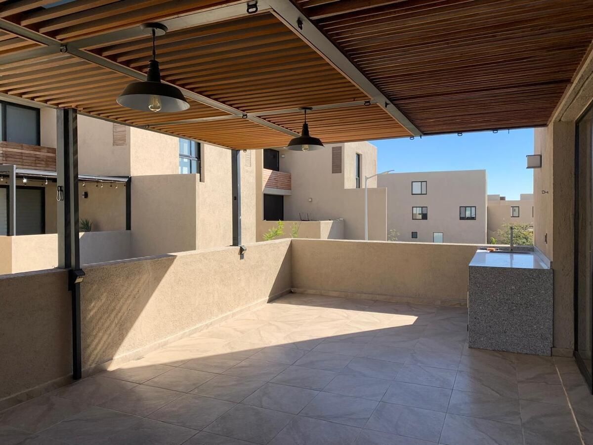 1 of 23: Terraza