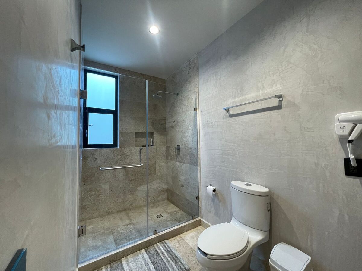 8 de 38: Totas las habitaciones tienen su propio baño