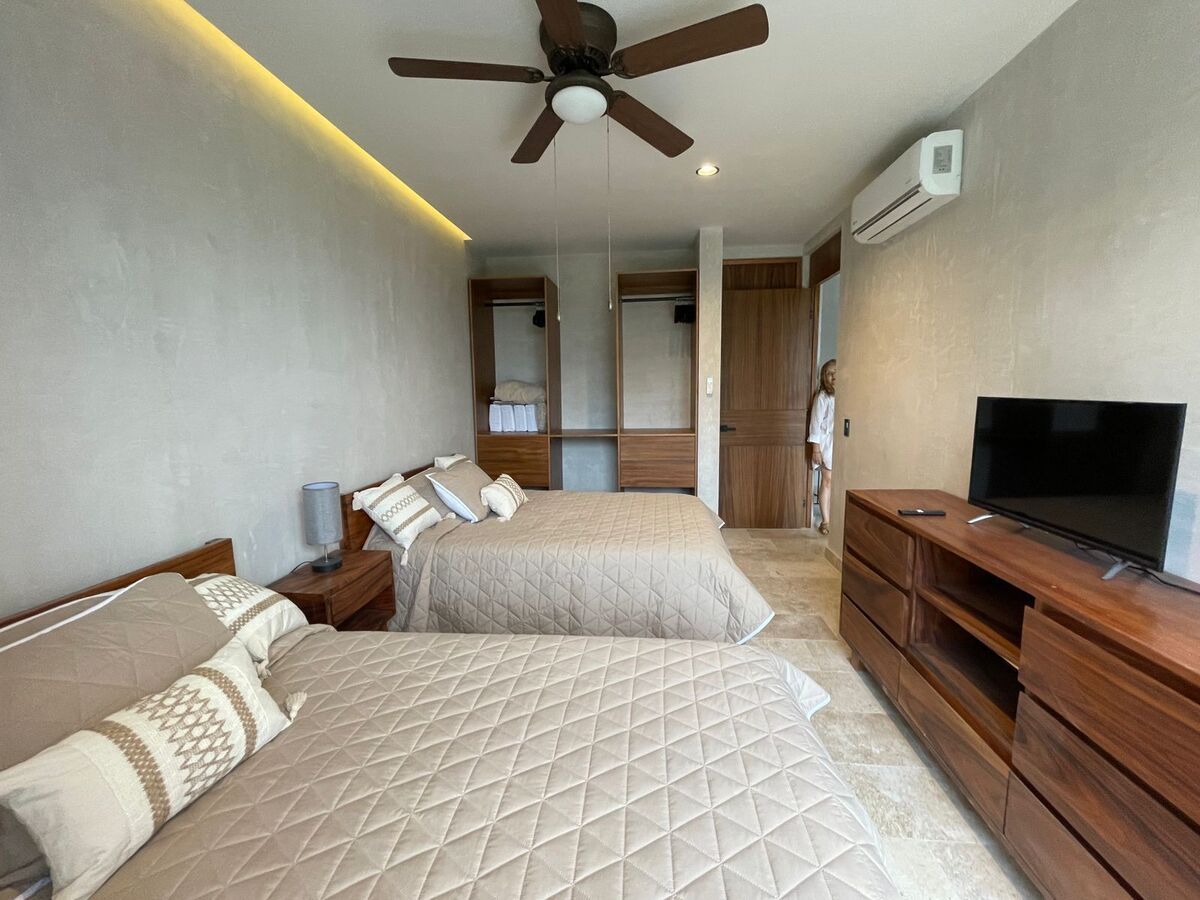 4 de 38: Cuenta con 5 habitaciones