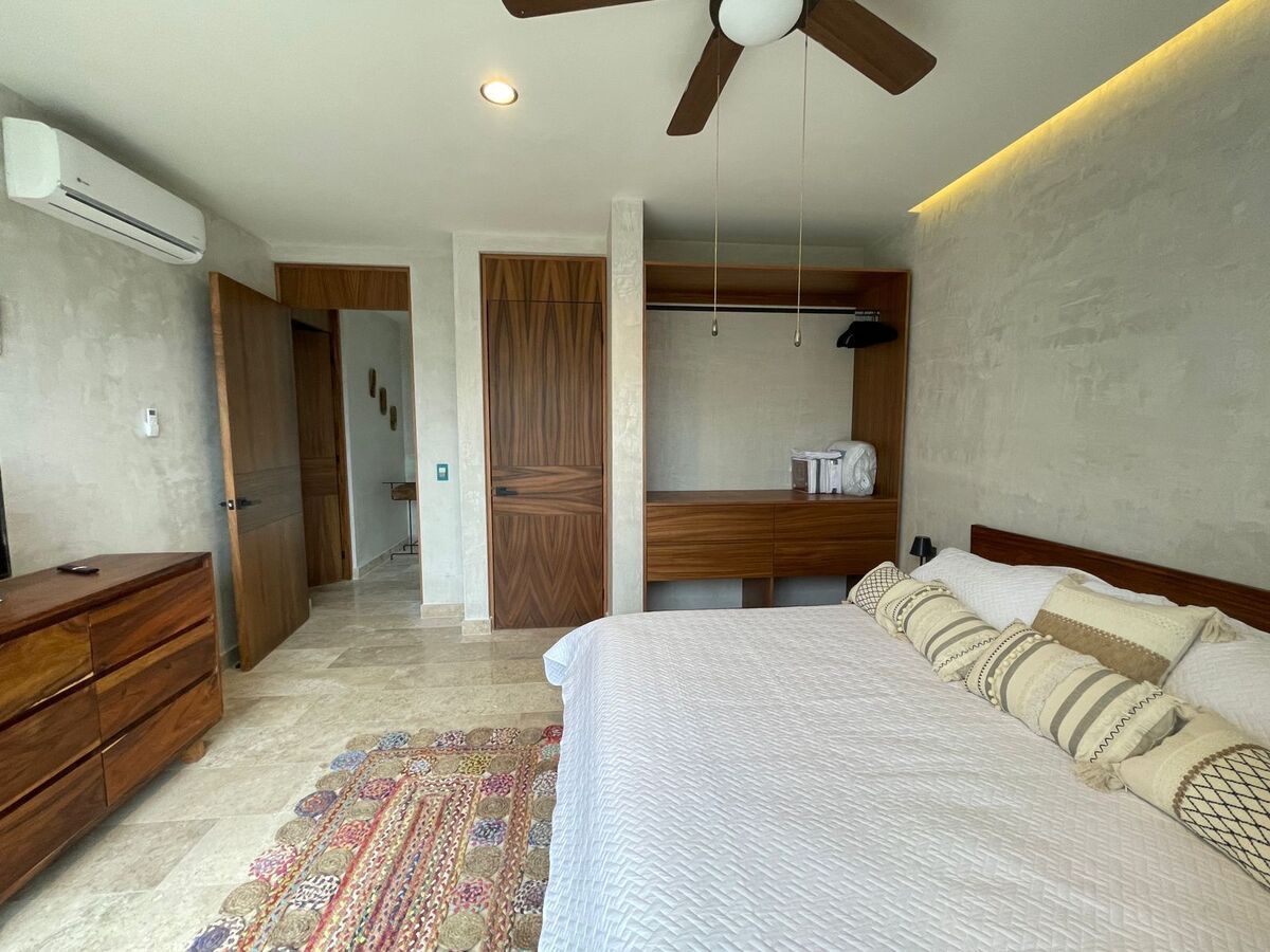 11 de 38: Cuenta con 5 habitaciones