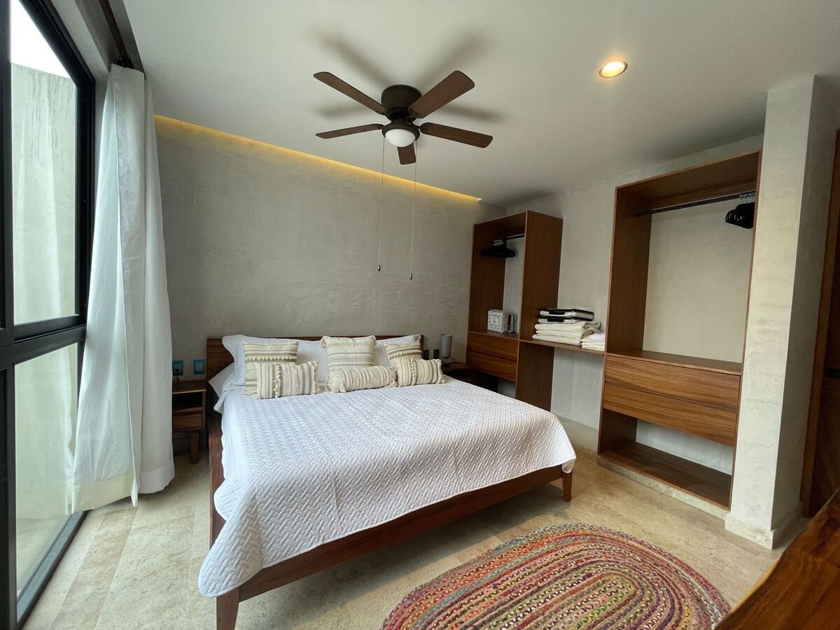 14 de 38: Cuenta con 5 habitaciones