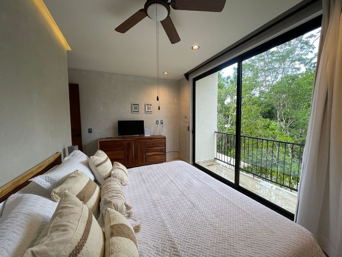 16 de 38: Cuenta con 5 habitaciones