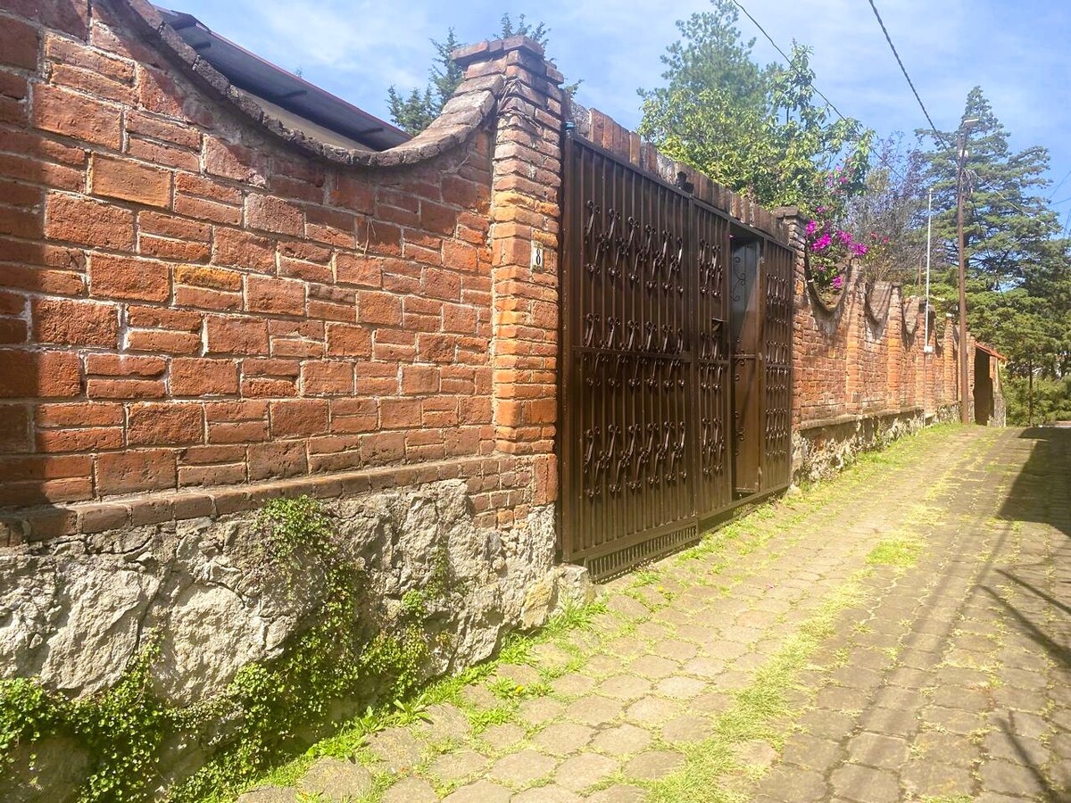 1 de 14: FACHADA CASA SAN BARTOLO AMEYALCO