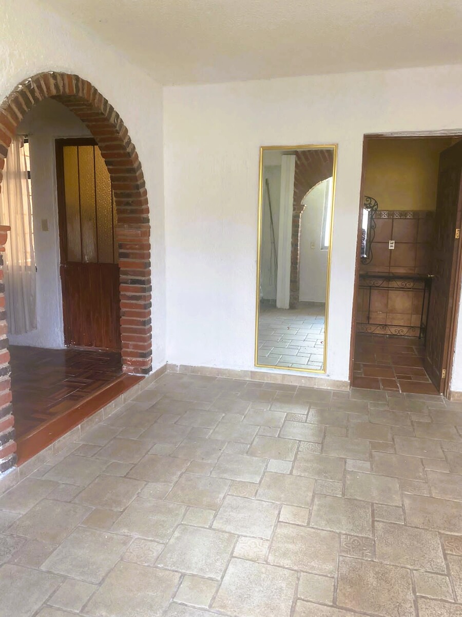 4 de 14: TERRENO 1300 M2