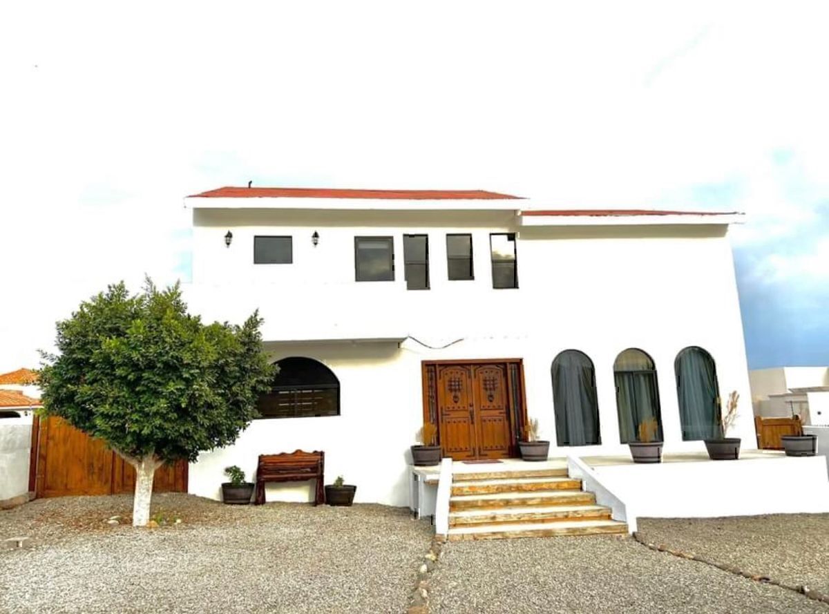 https://assets.easybroker.com/property_images/4876495/82833575/EB-RS6495.jpeg?version=1732391664