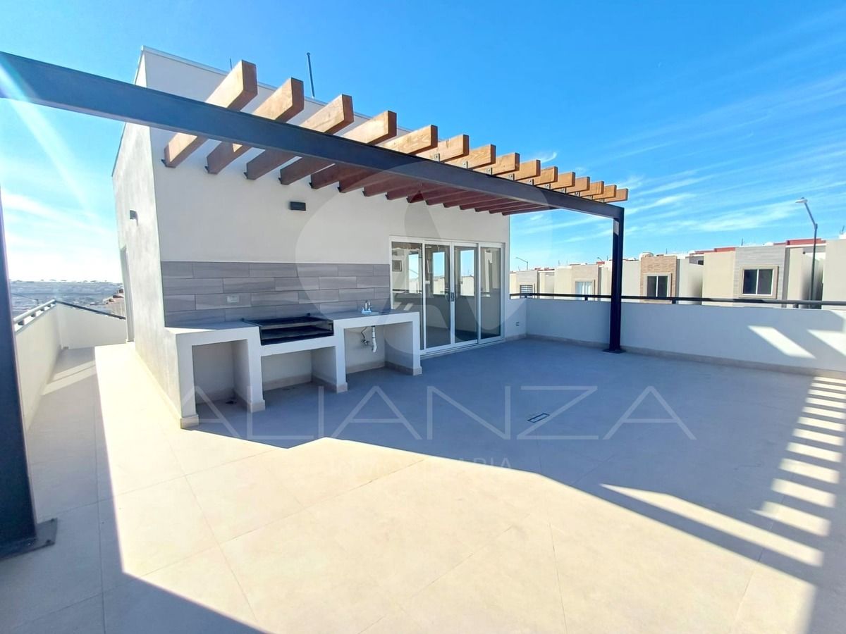 21 de 23: Terraza de salón de usos múltiples.