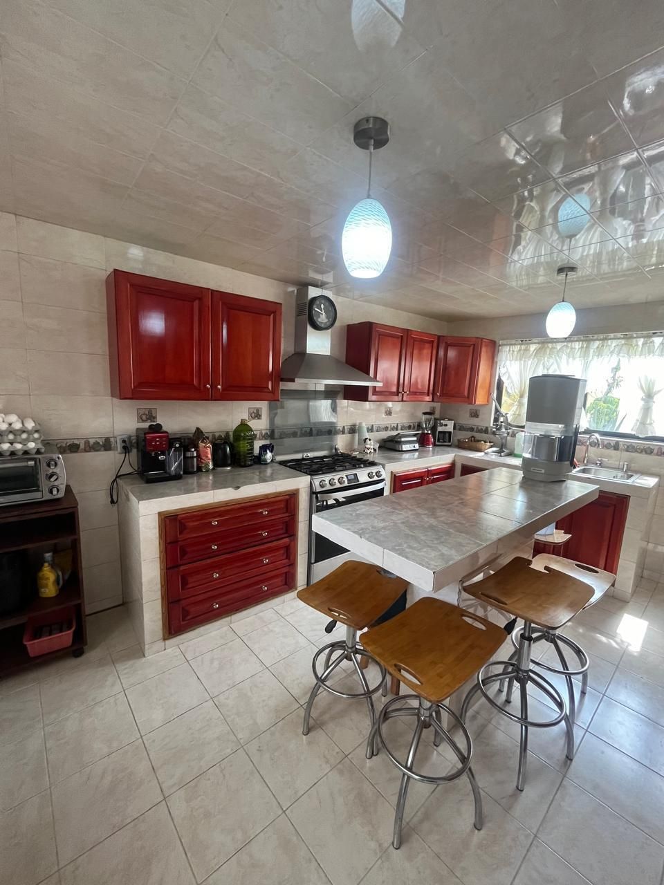 Cocina con alacena