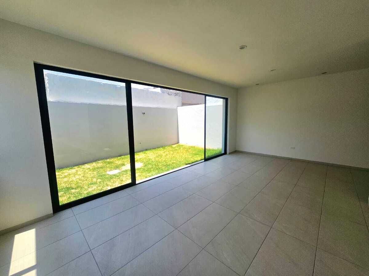 2 de 21: Área de sala