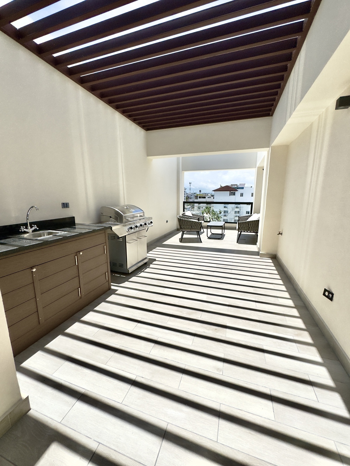 11 de 13: Área social