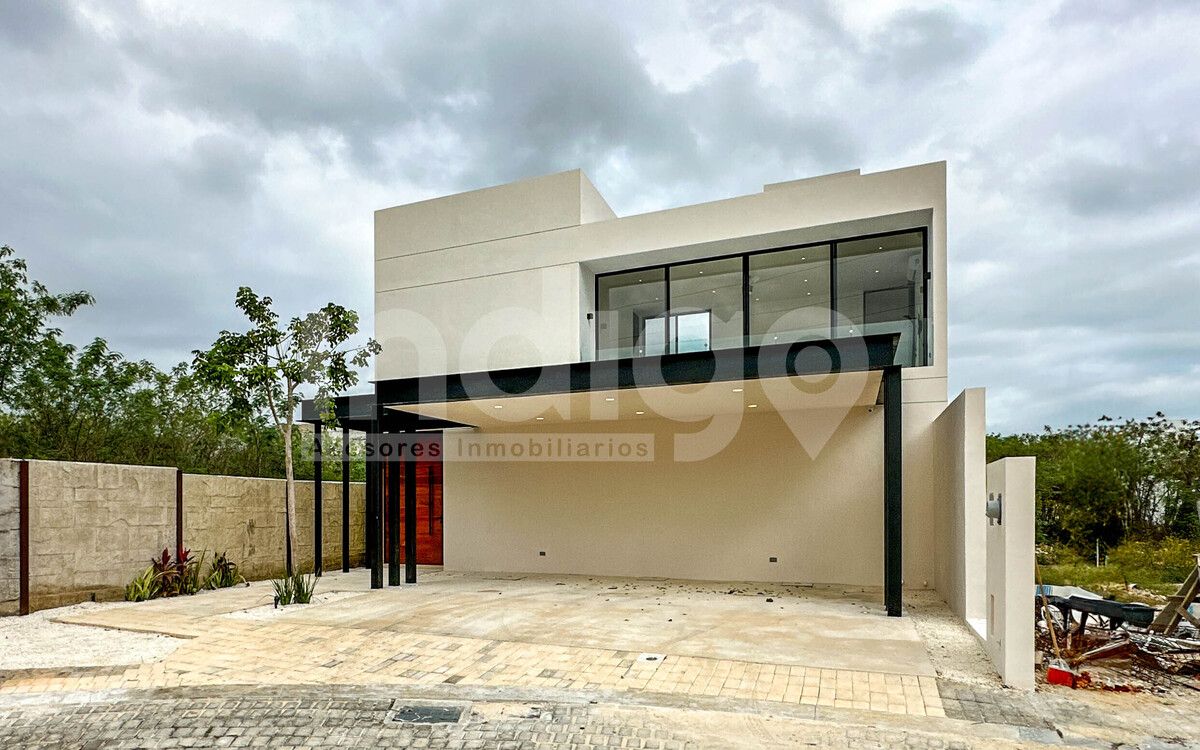 2 de 49: Fachada Frontal