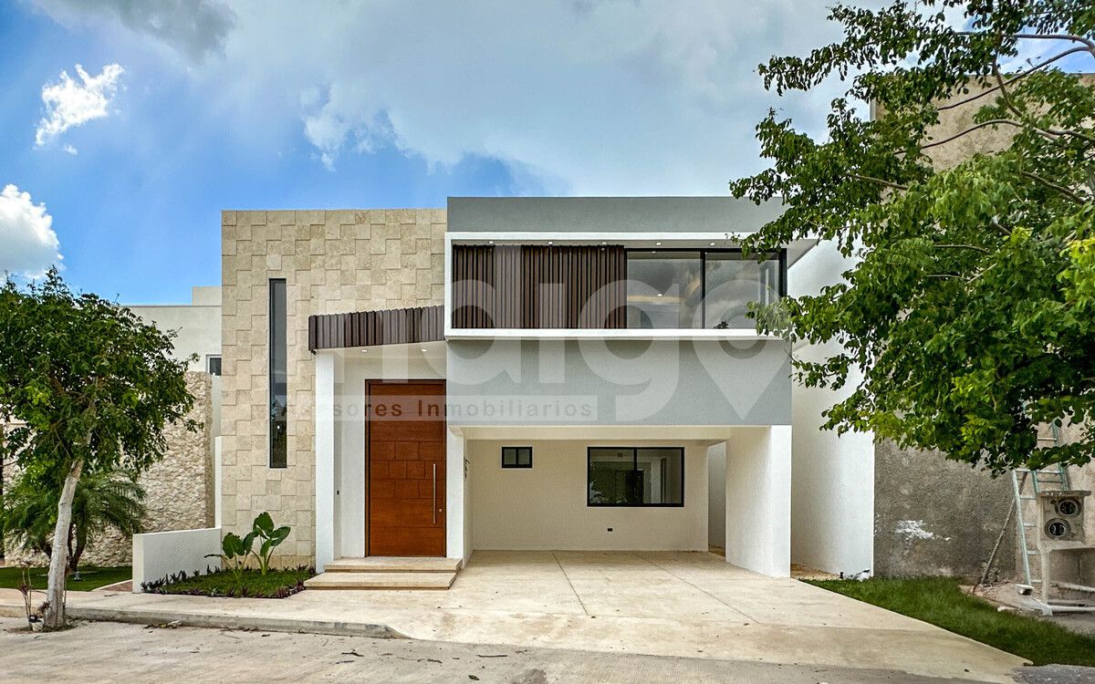 1 de 50: Fachada Frontal