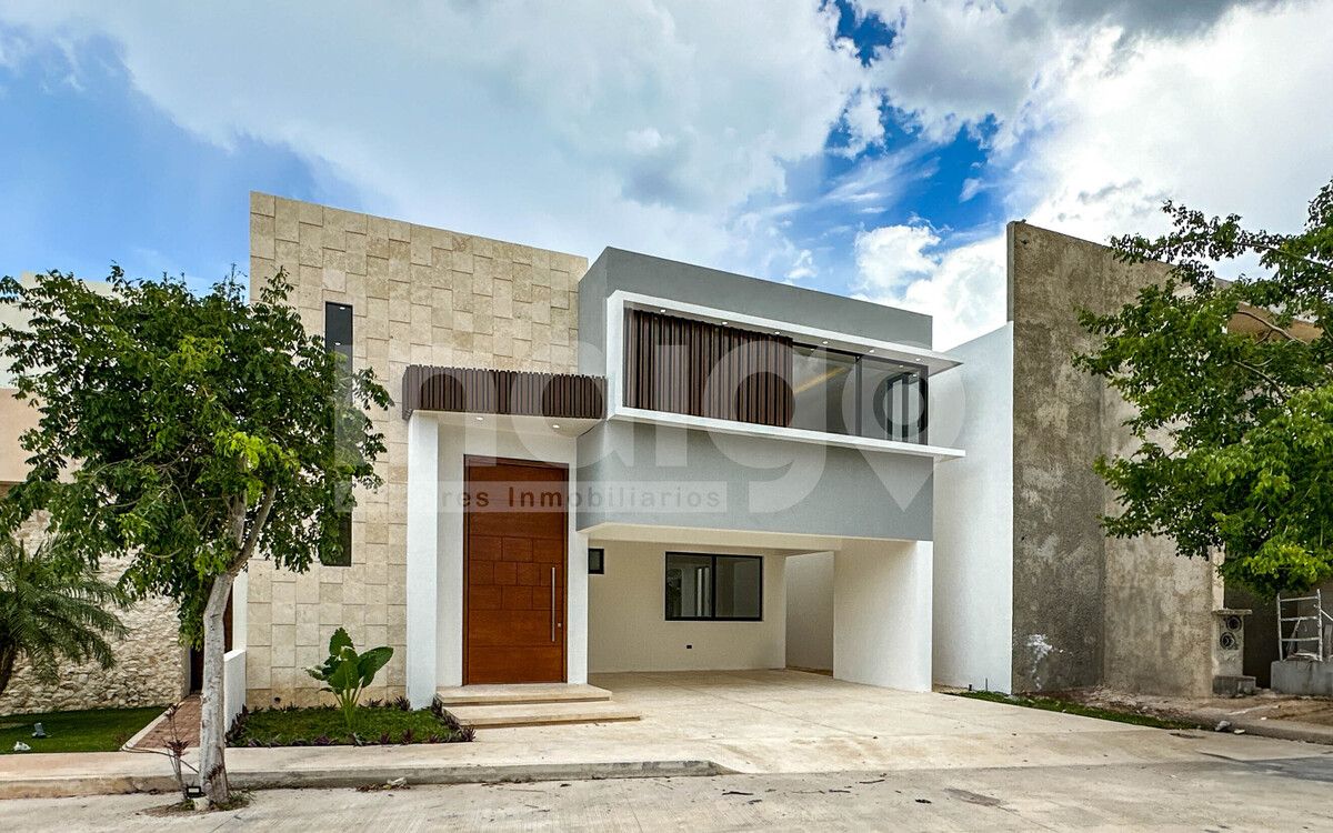 2 de 50: Fachada Frontal