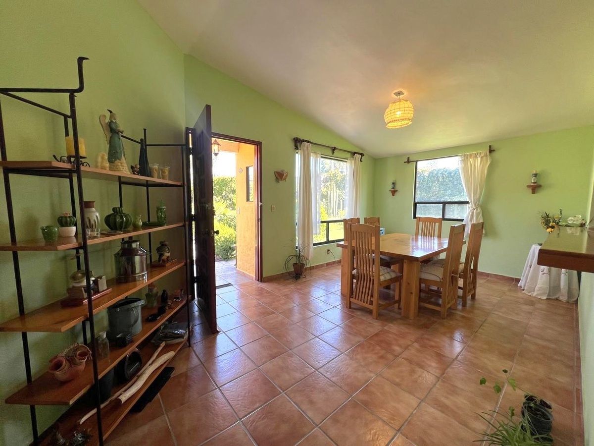 5 de 25: Sala comedor