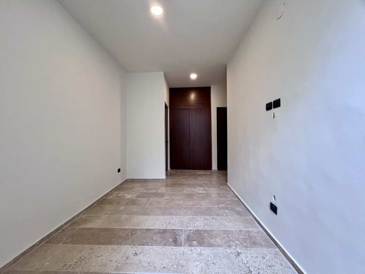 28 de 32: FAMILY ROOM O ESTUDIO