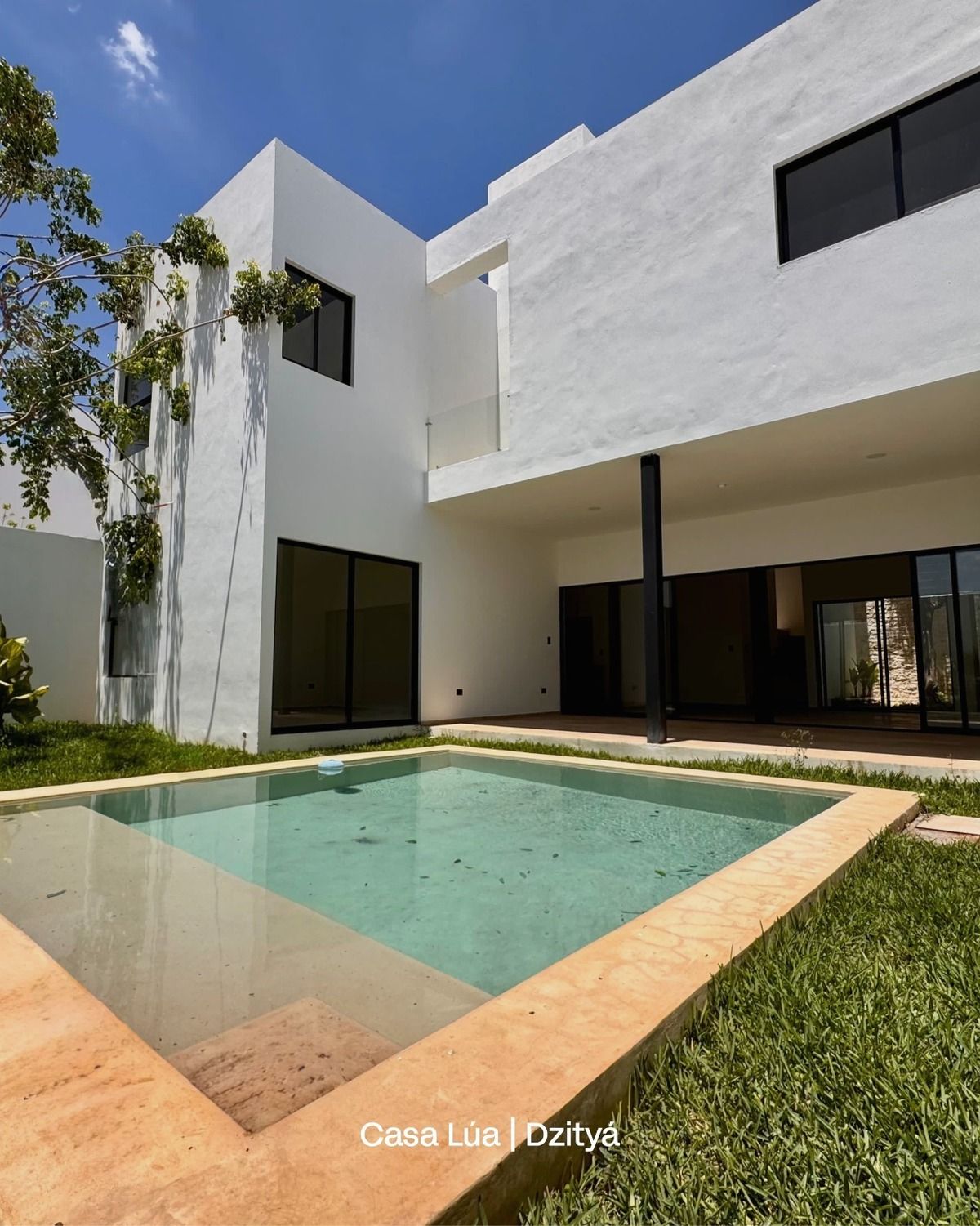 1 de 32: ALBERCA Y ÁREA VERDE IDEAL PARA REUNIONES CON FAMILIA Y AMIG