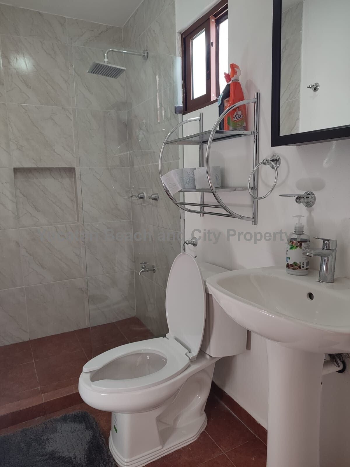 15 of 24: 2nd Bathroom