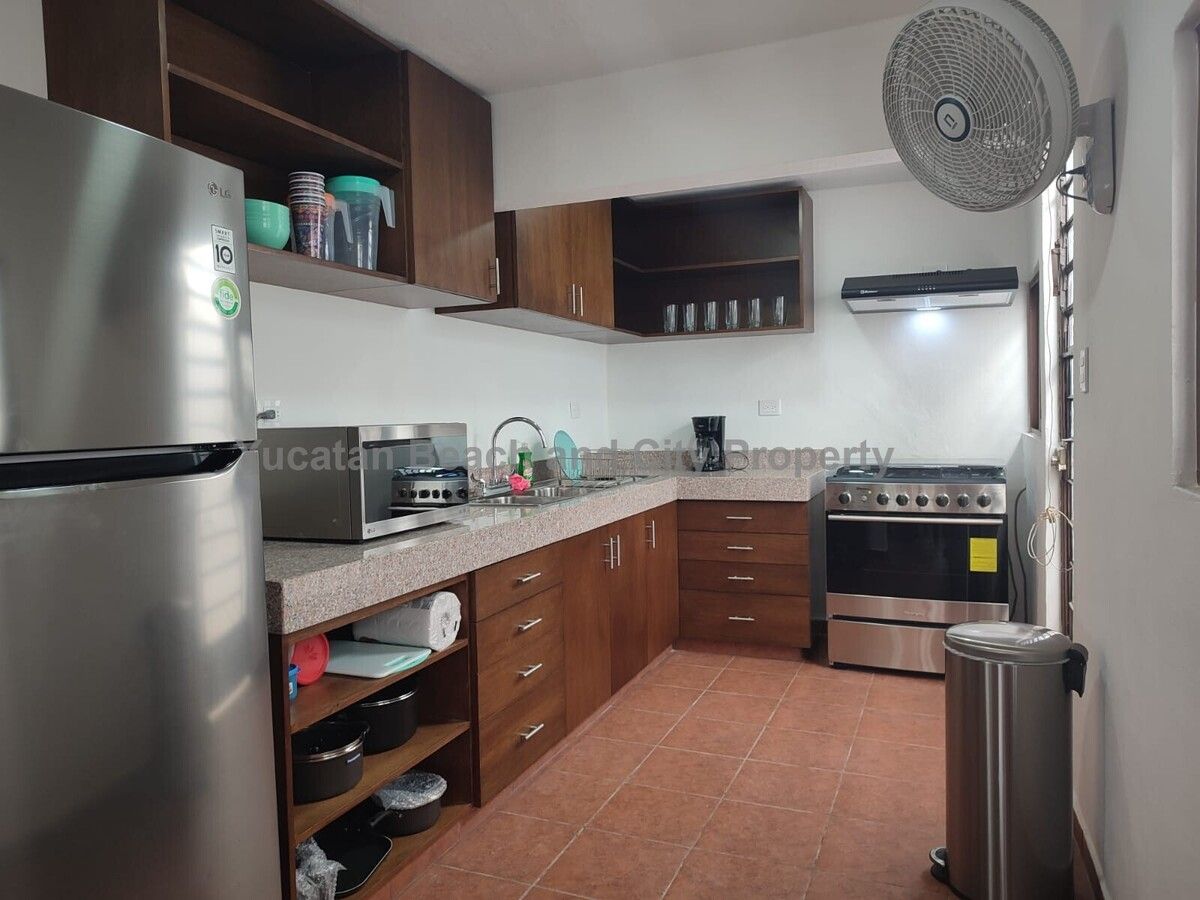 8 of 24: Kitchen