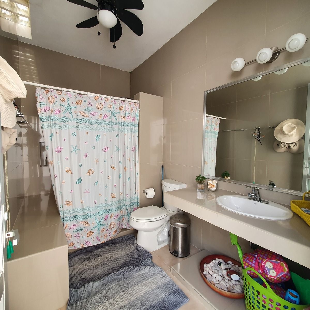 20 de 21: Baño Exterior