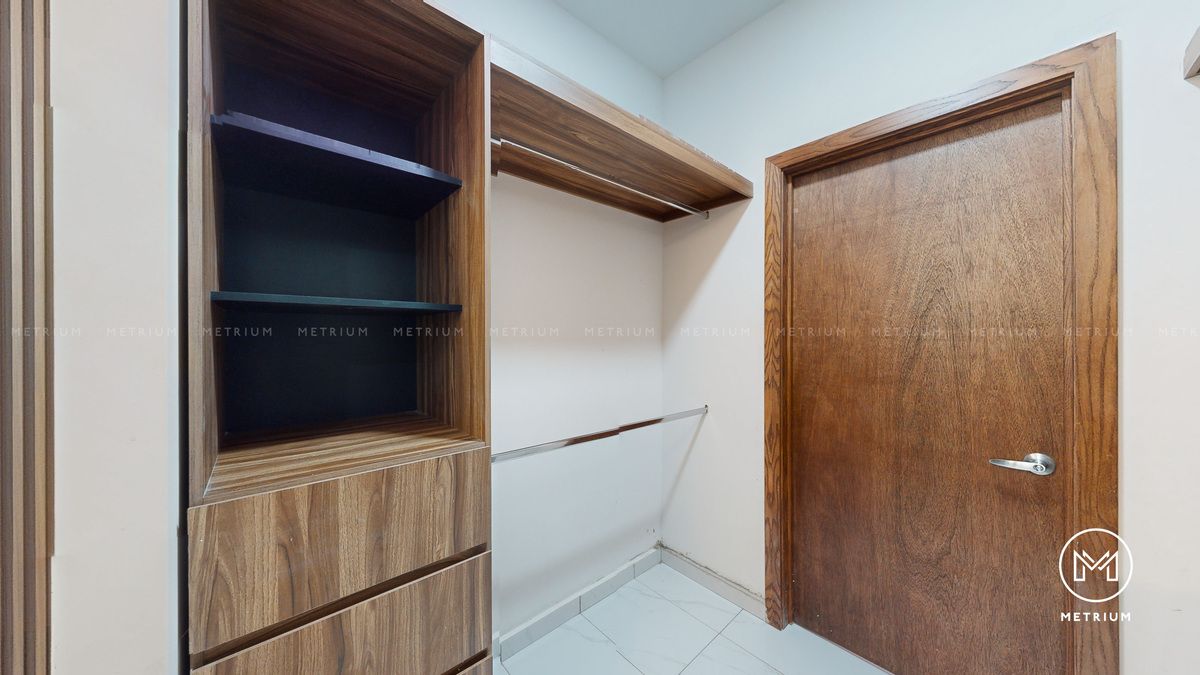 15 de 22: Vestidor de Recamara