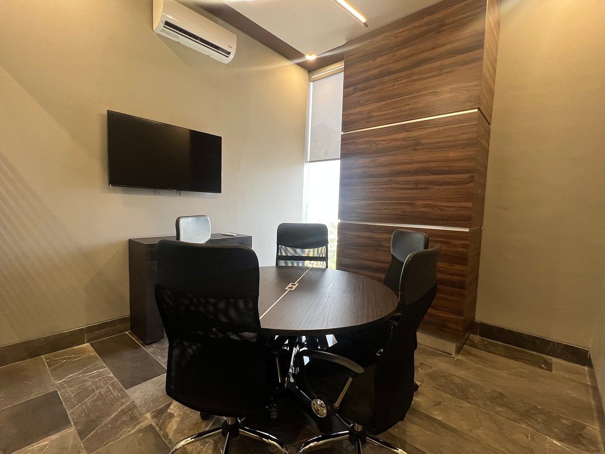 Sala de Juntas del edificio, foto 4 de 23