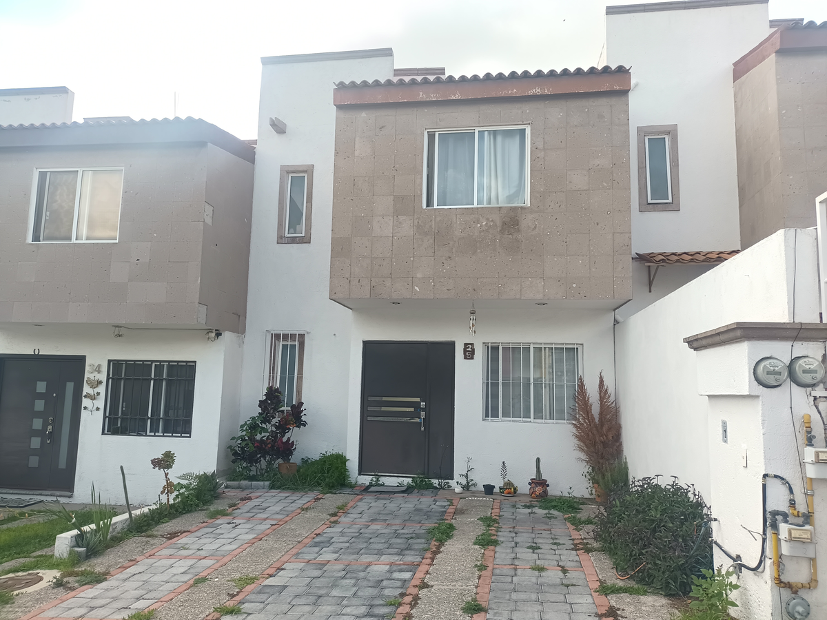 https://assets.easybroker.com/property_images/4885596/83005755/EB-RT5596.png?version=1732743604
