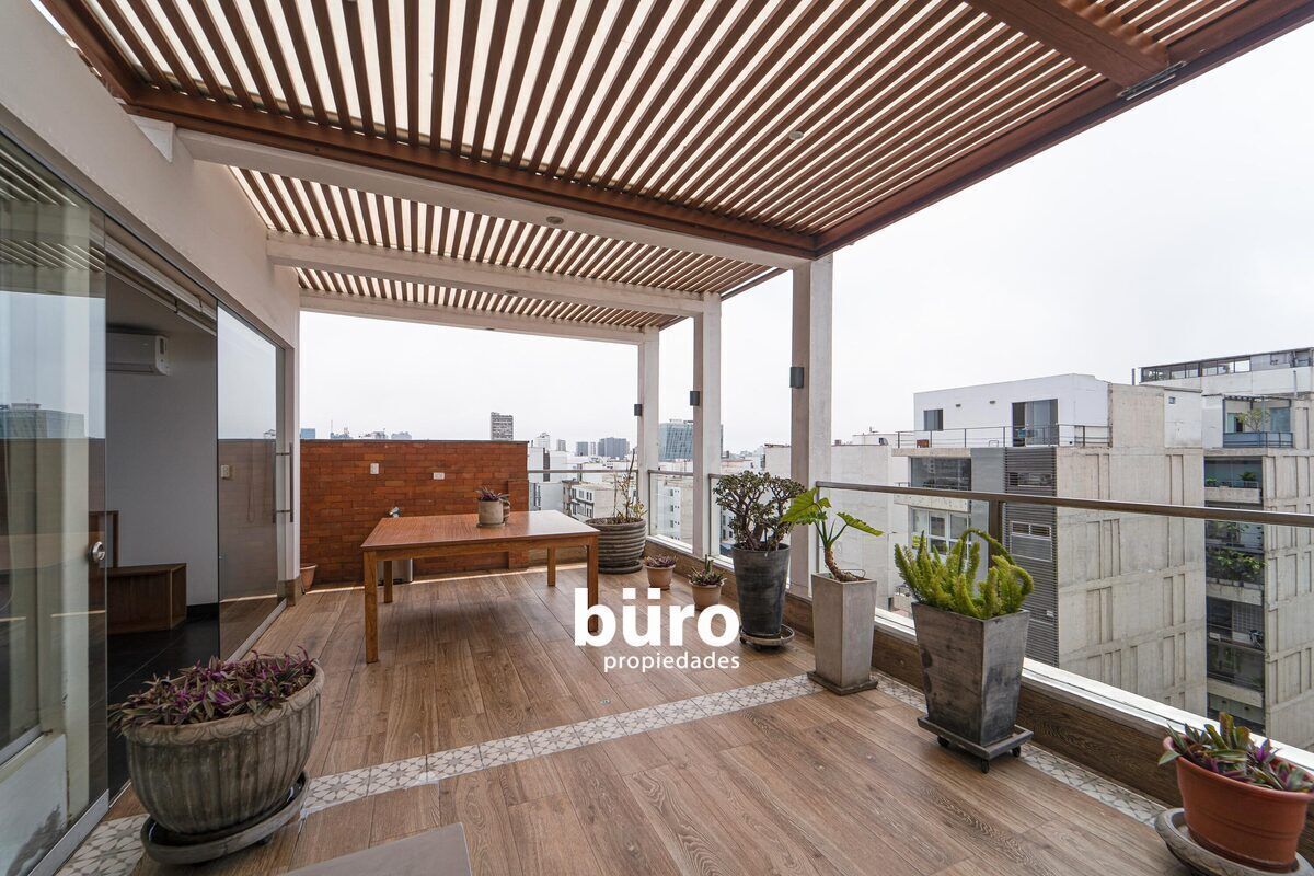 1 de 13: Gran terraza