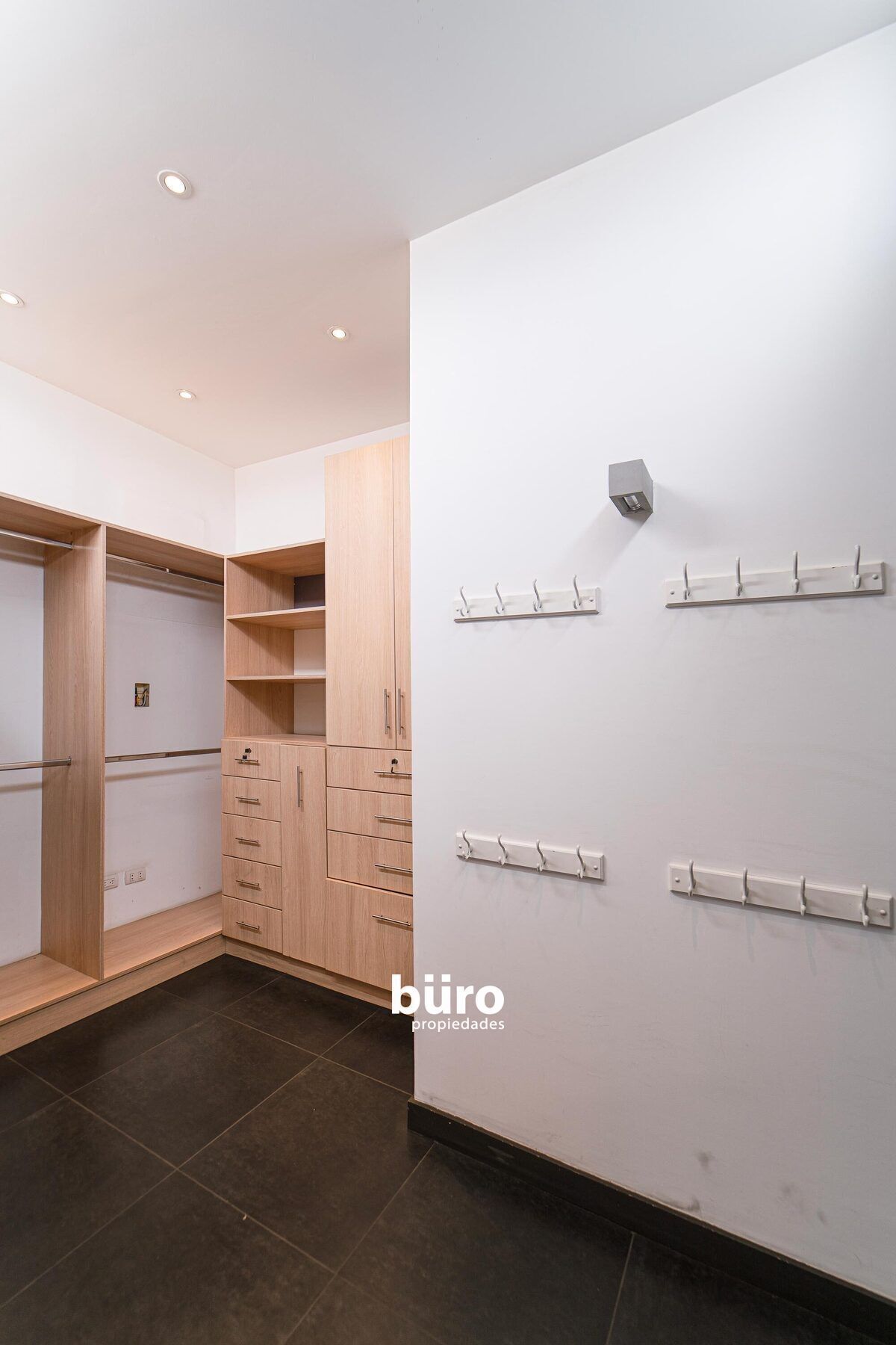 10 de 13: Walking closet