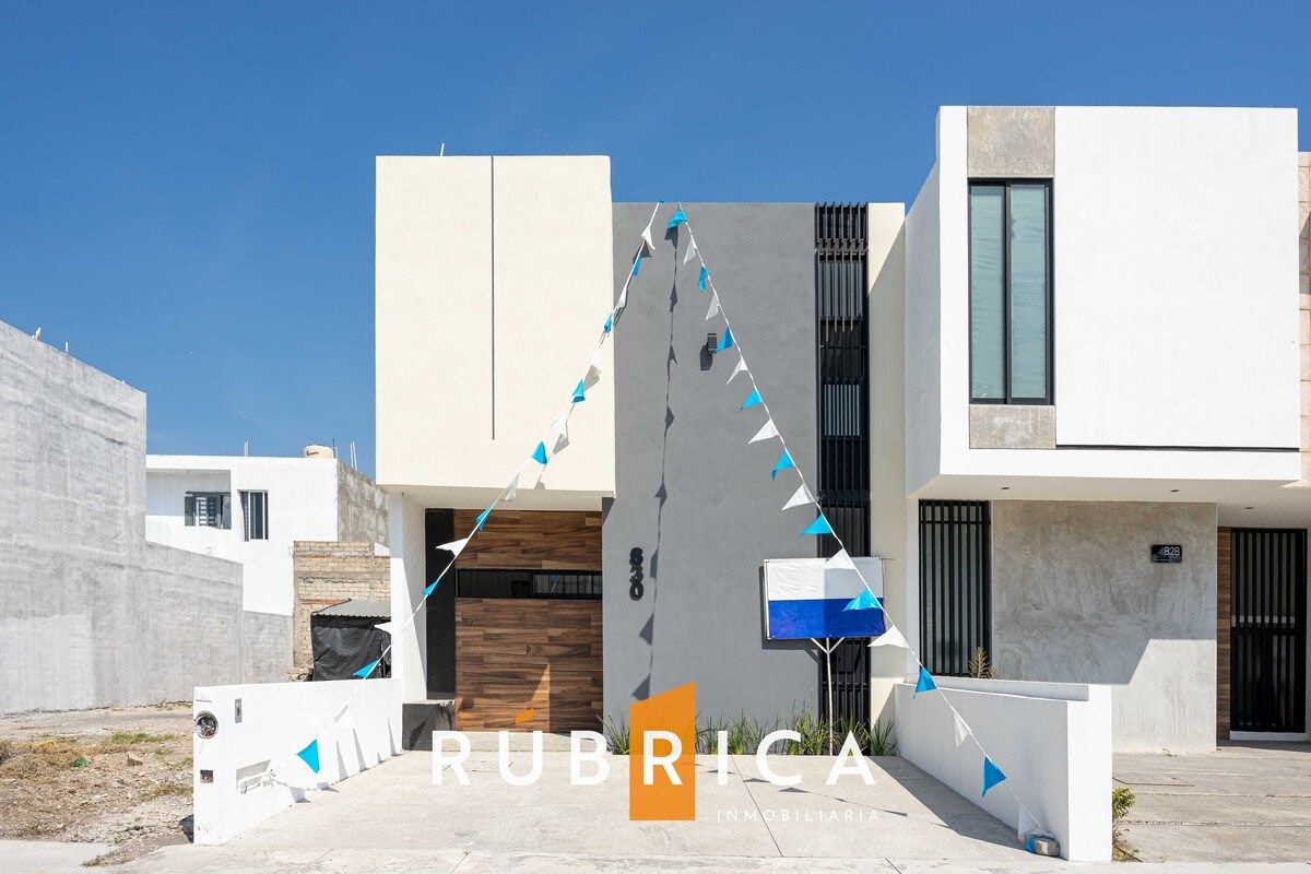 Casa en Venta en Fraccionamiento Mina de Peña , Villa de Álvarez.