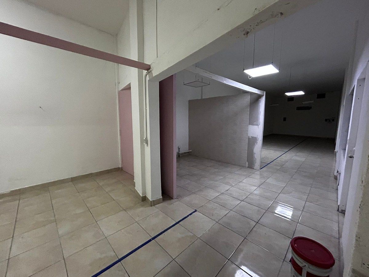 3 de 11: AREA DE OFICINAS