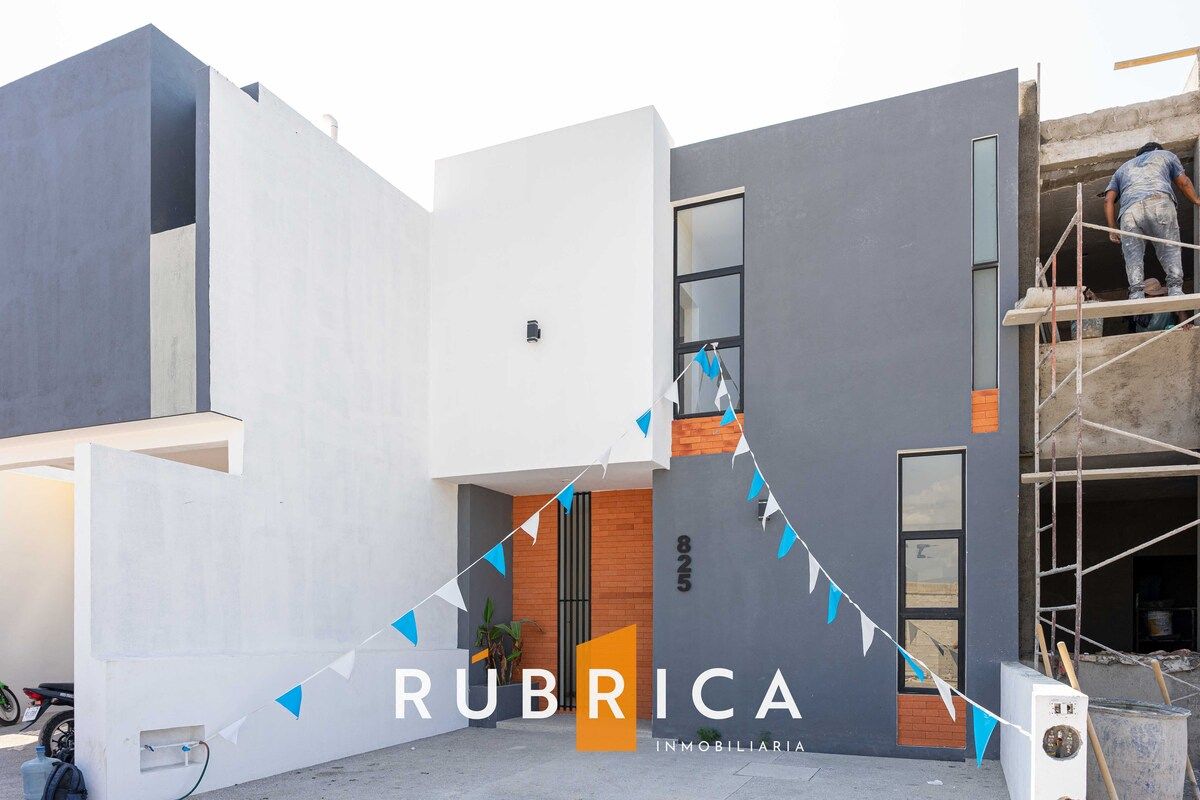 Casa en Venta en Fraccionamiento Mina de Peña, Villa de Álvarez.