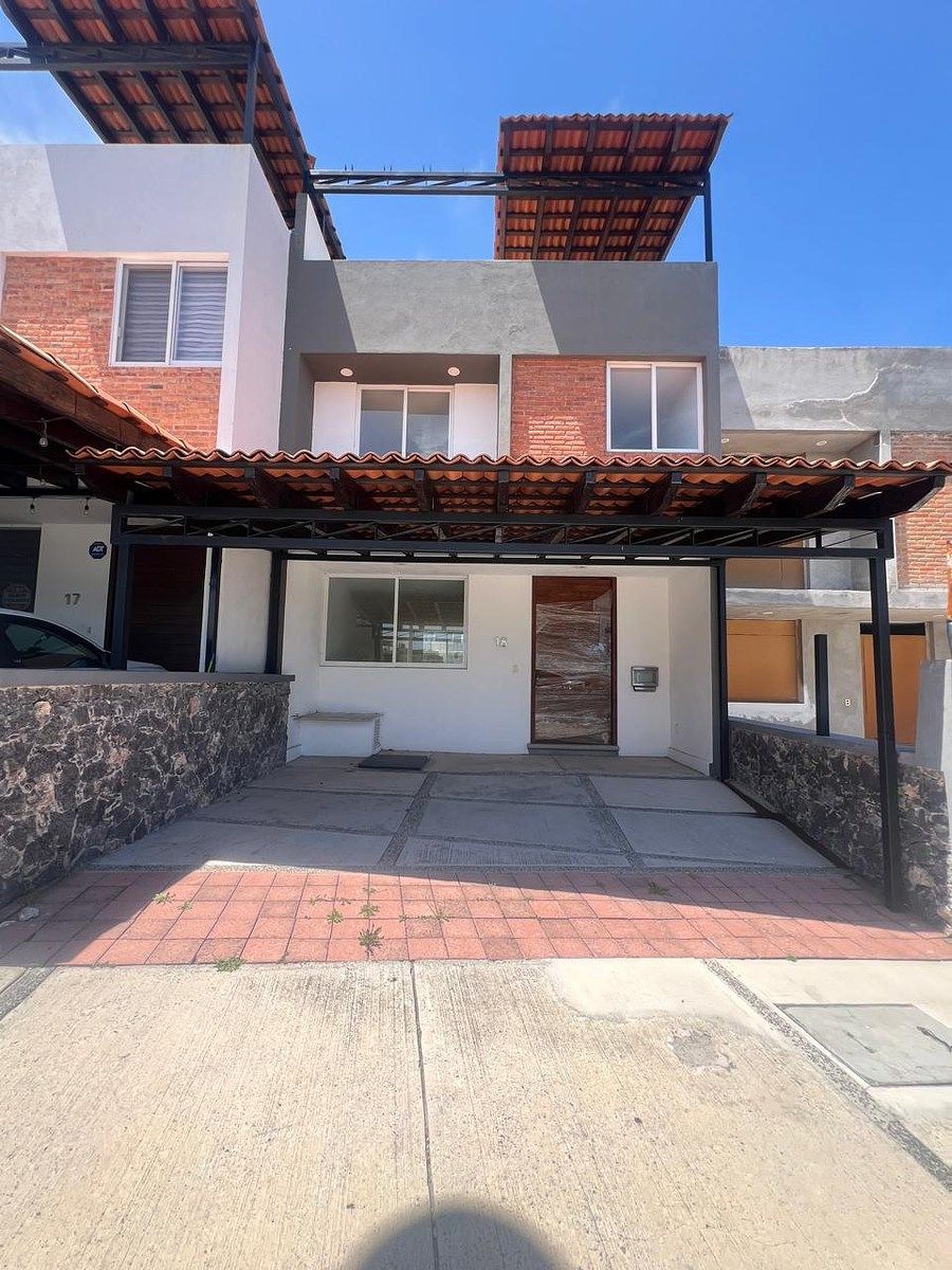 Venta casa en Zibatá con jardín y Roof Top, El Marqués, Querétaro., foto 1 de 38