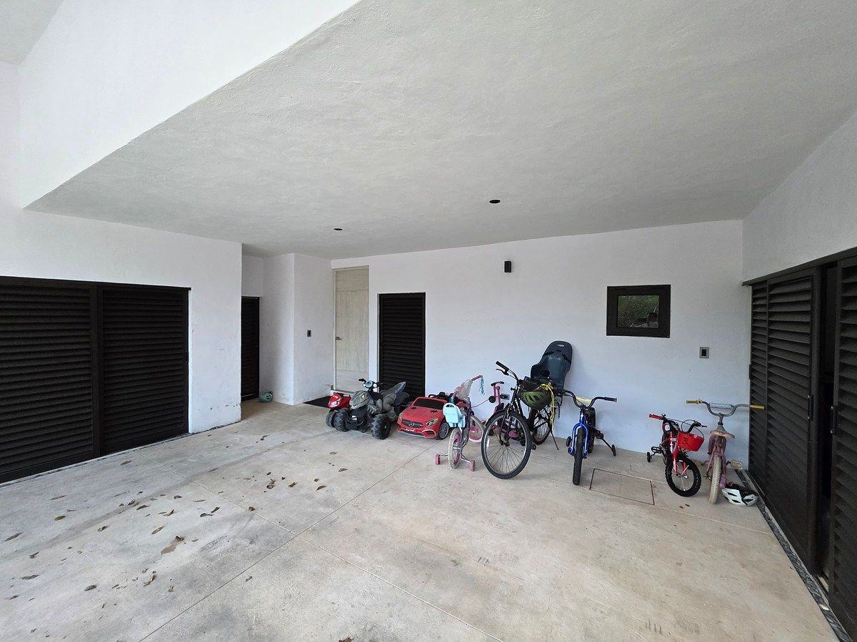 House in Yucatán Country Club, Mérida, photo 7 of 46