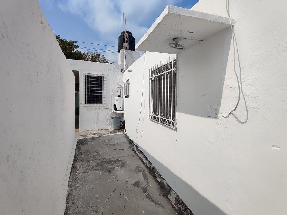 14 de 18: pasillo