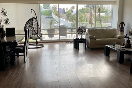 RENTA DEPARTAMENTO CON TERRAZA  ISOLA BOSQUE REAL