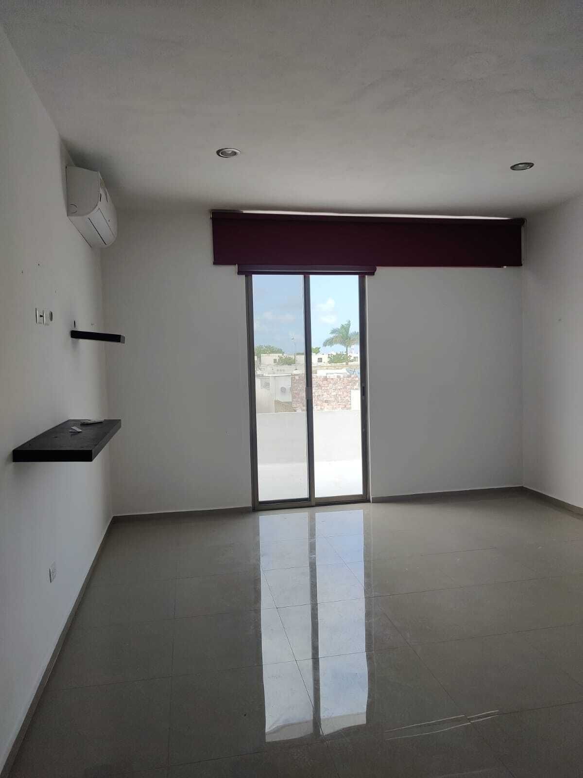 13 of 16: Recámara principal