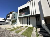 Casa Nueva en Venta de Lujo Valle Imperial con Roof Garden, Zapopan, Jalisco,