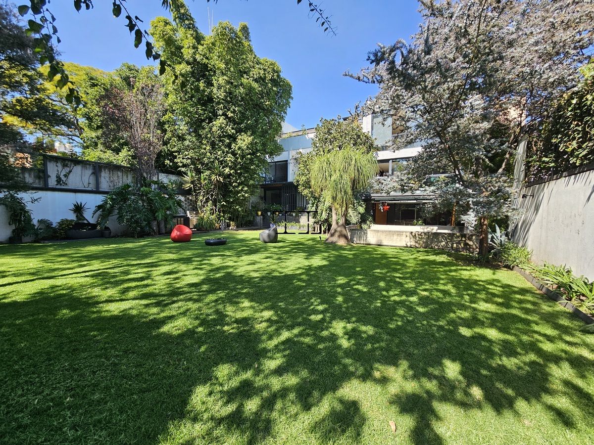 House in Lomas de Chapultepec I Sección, Miguel Hidalgo, photo 2 of 22