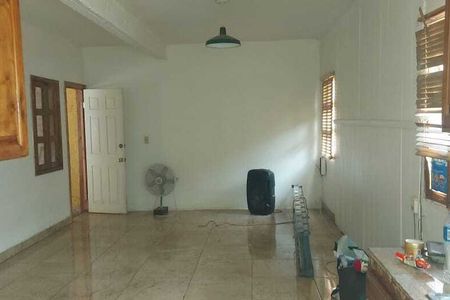 CASA PARA FERIAR
