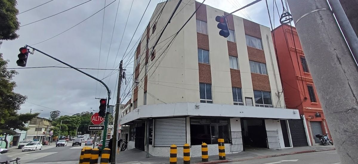 4 de 12