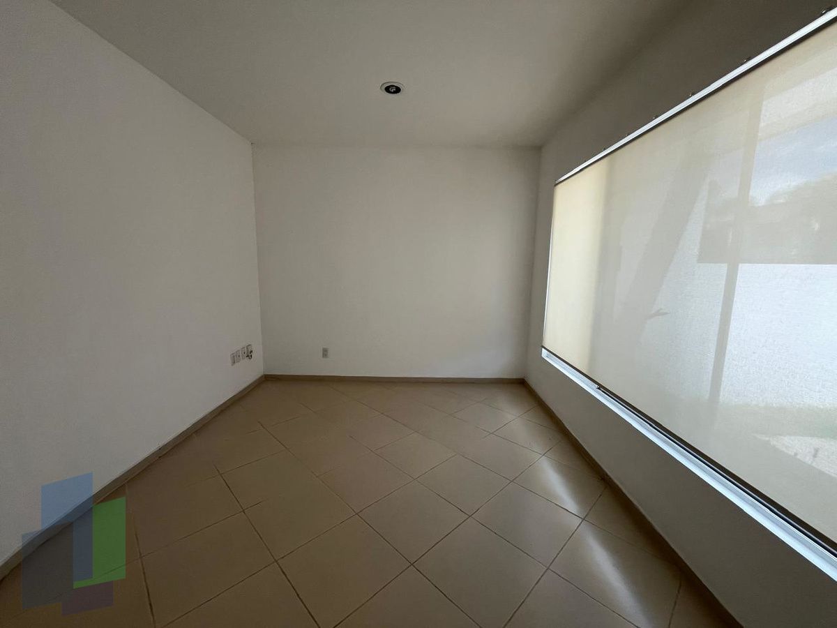 7 de 34: Estudio planta baja