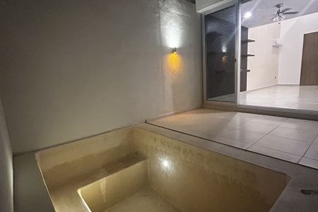 CASA COM PAINÉIS SOLARES CHOLUL VITUA