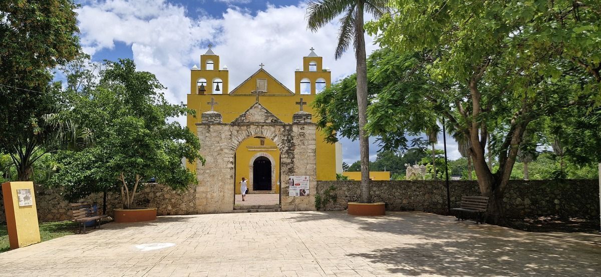 Terrenos en venta en cholul pueblo (fuera de privada)