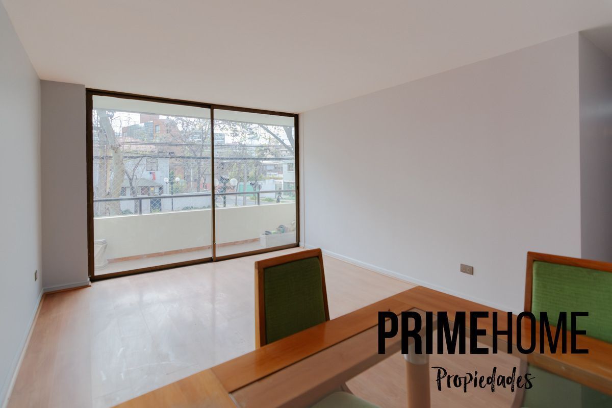 4 de 13: Living comedor