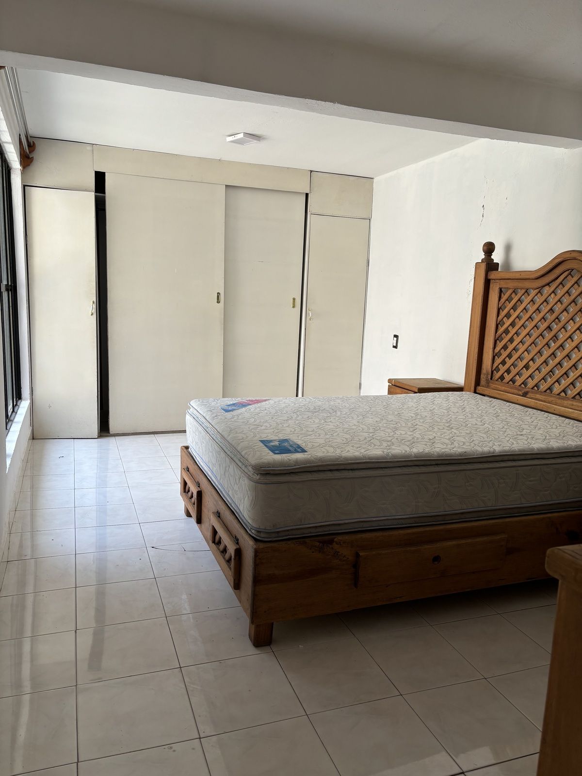 9 de 21: Recámara 1