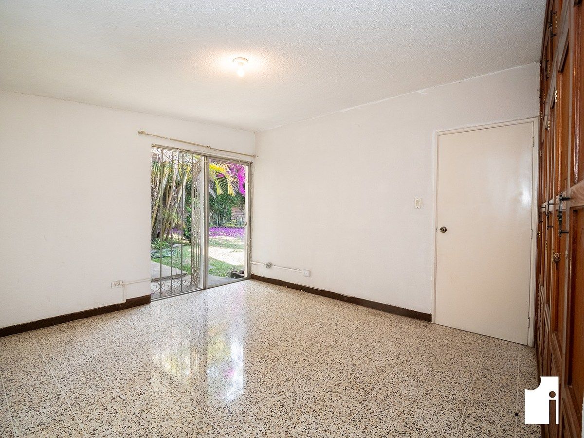 Casa en Zona 16, Guatemala, foto 8 de 22
