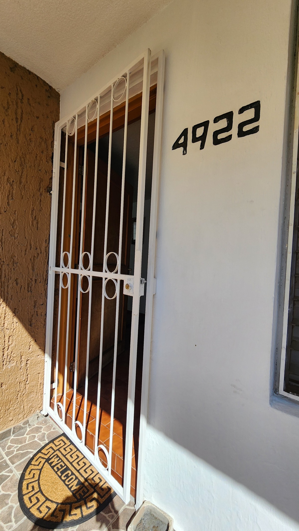 13 de 46: Protección de puerta