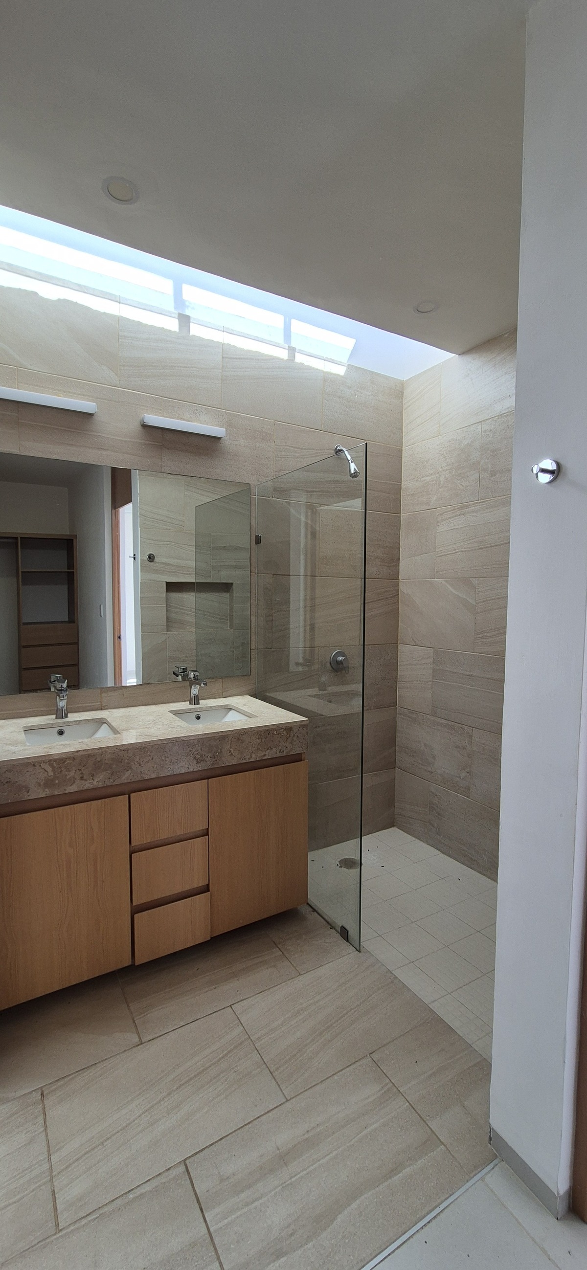 17 de 26: BAÑO REC PRINCIPAL