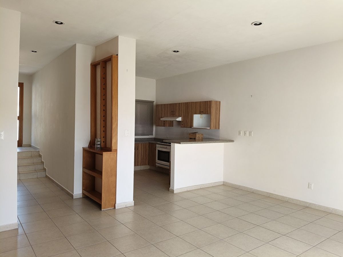 Casa en venta en Naranjos Juriquilla - foto 5